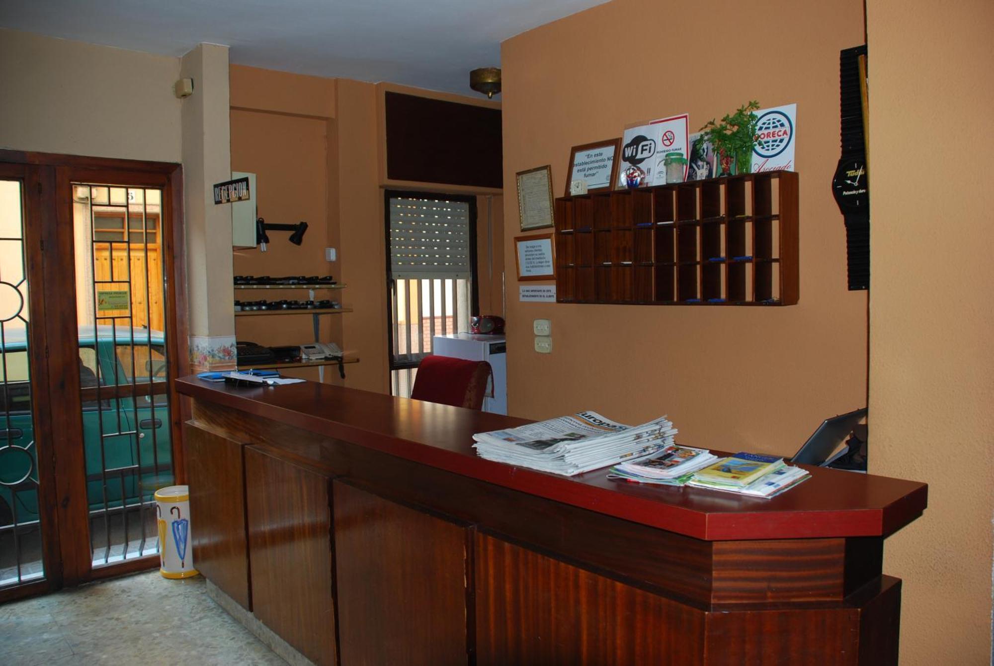 Pension Versalles Algeciras Exterior photo